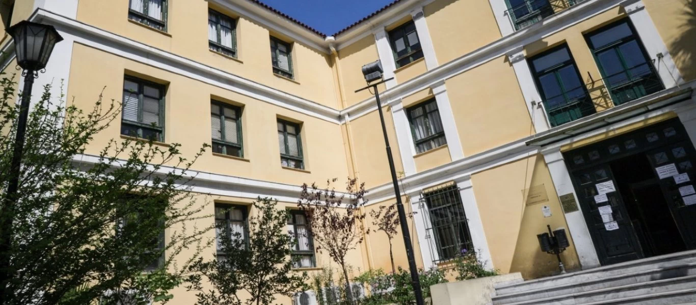 Ευελπίδων: Εμπρησμός αυτοκίνητων κάτω από τη «μύτη» της ΕΛΑΣ